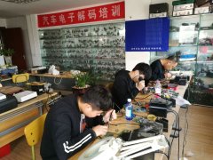 国产男人和女人能逼视频